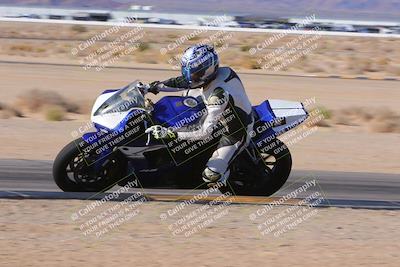 media/Dec-10-2023-SoCal Trackdays (Sun) [[0ce70f5433]]/Turn 9 Inside Set 2 (1115am)/